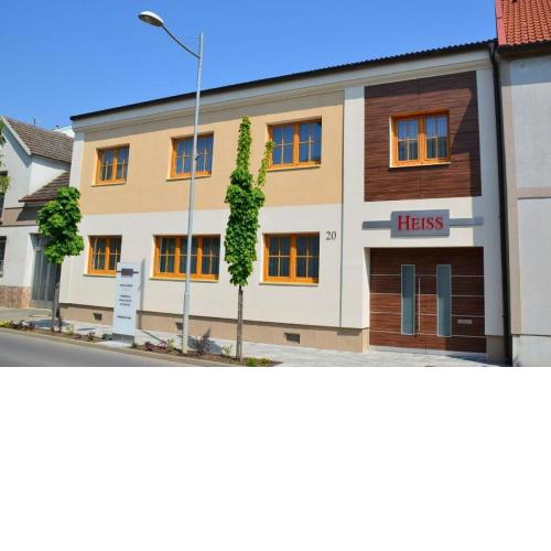 Arkadenweingut-Gästehaus Heiss