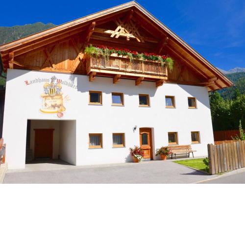 Comfortable apartment in Umhausen with balcony