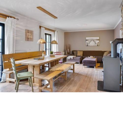 Stylish holiday apartment in Leogang Salzburgerland with terrace